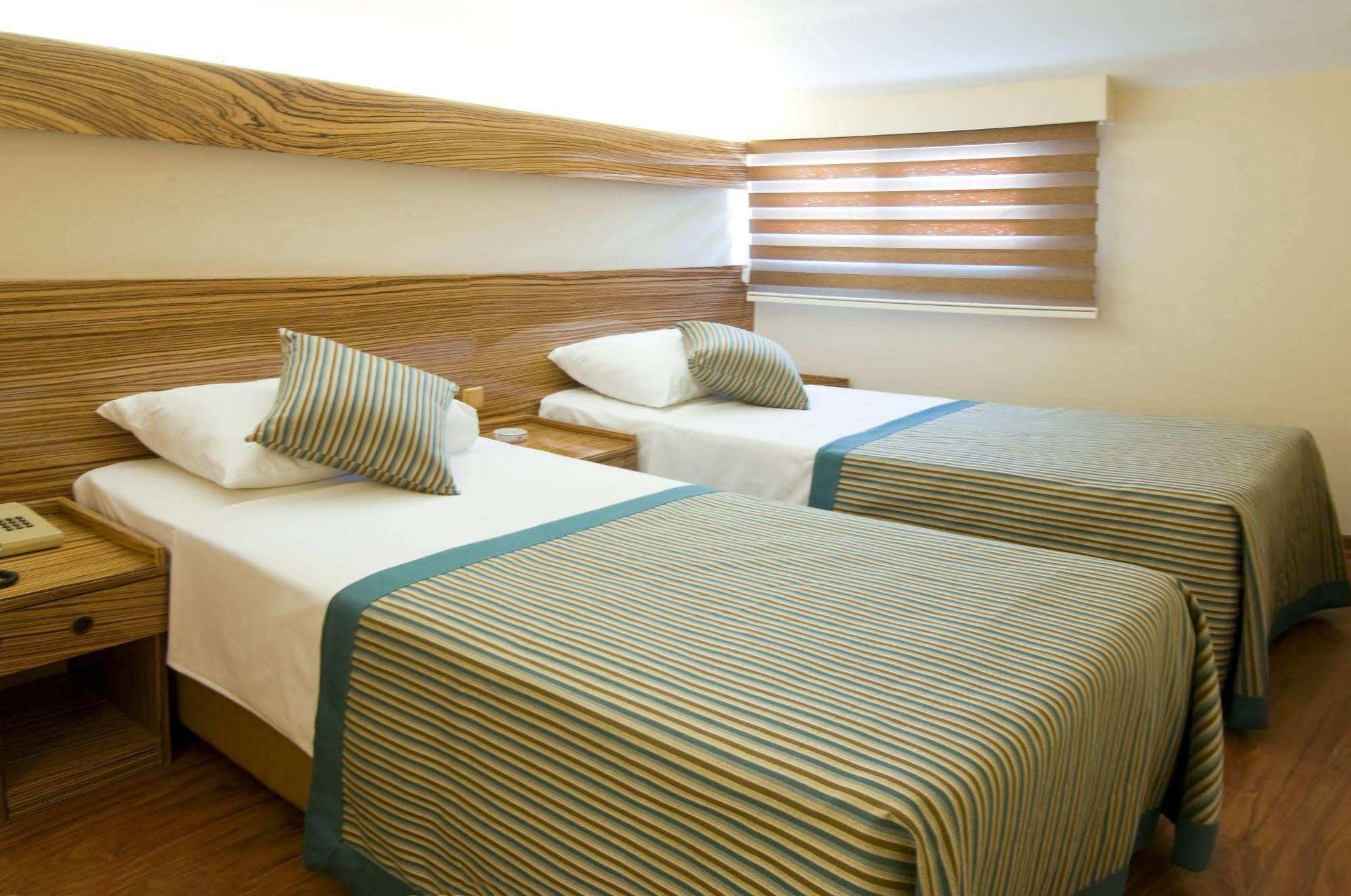 Hotel Buyuk Keban Istanbul Exterior foto